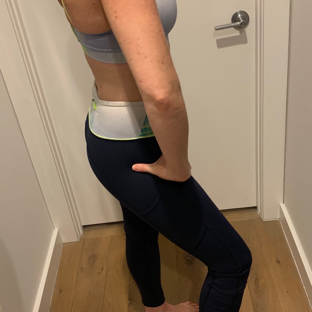 lululemon Women’s Sports Bra - Picture 3 of 6
